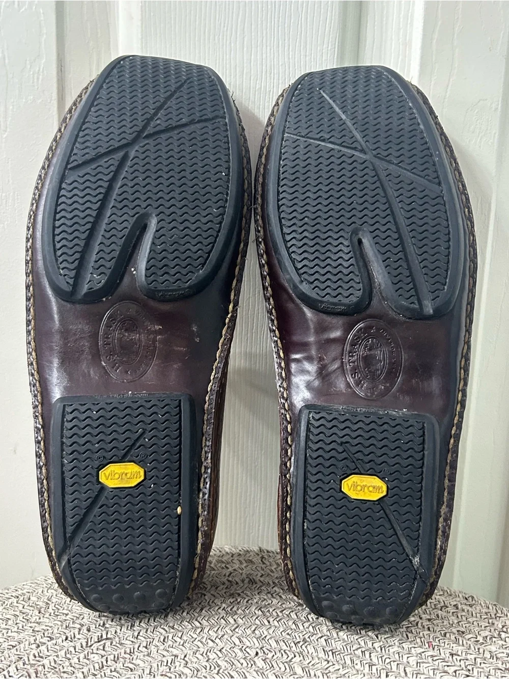 HS Trask Driving Moccasin Loafer Mens 9.5 Brown Leather Casual Preppy Slip On